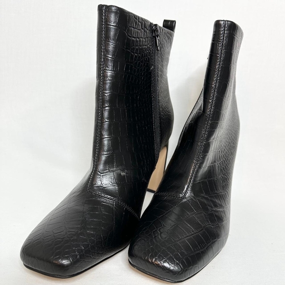 Express Women's Black Croc-Embossed Square Toe Side Zip Plank Heel Ankle Boot 10 - Picture 7 of 10